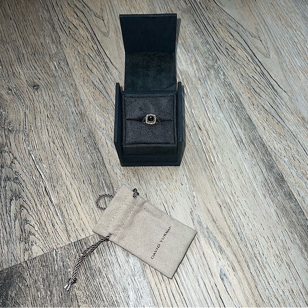 David Yurman Petite Albion Black Onyx, Sterling, & Diamond Ring w/ bag & box